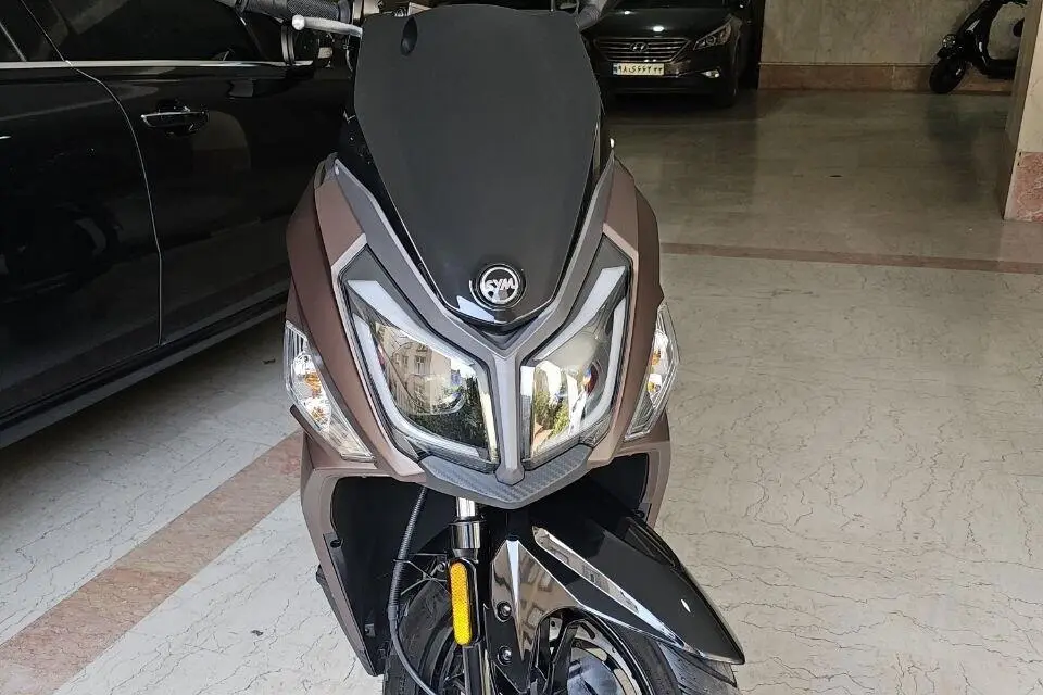 اس وای ام،  گلکسی J 200