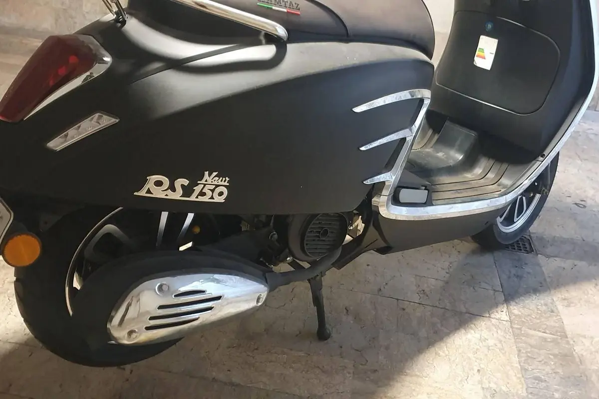 جهان همتا،  همتاز RS150