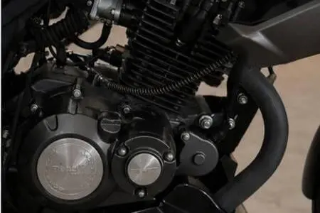 بنلی،  TNT 150