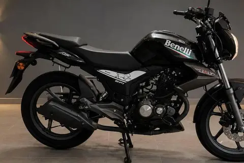 بنلی، TNT 150