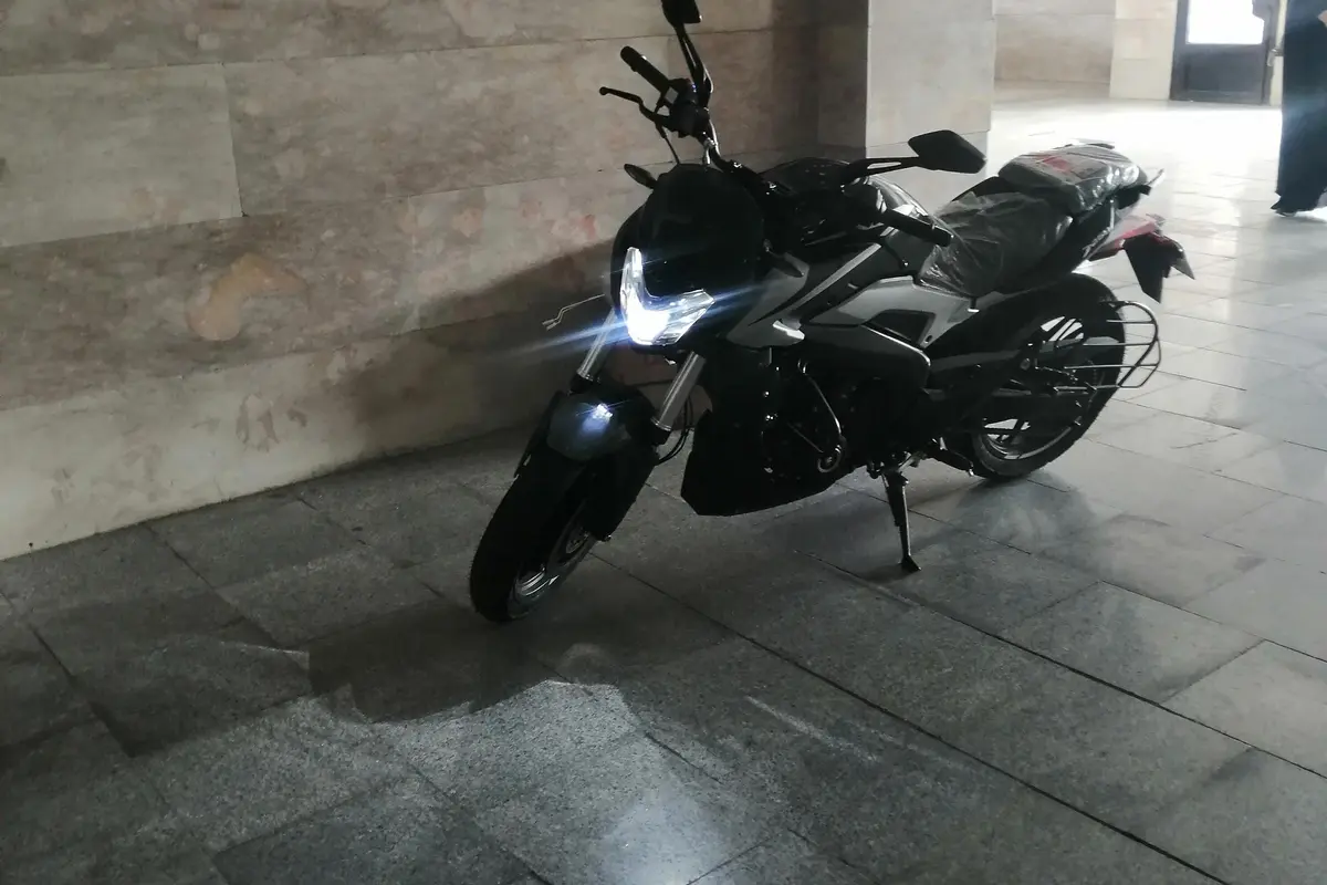 باجاج،  دومینار 250