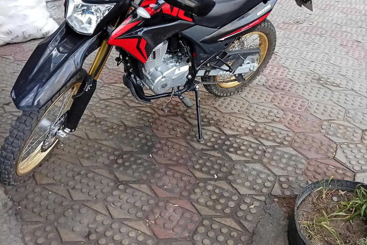 متین خودرو،  MKZ 200