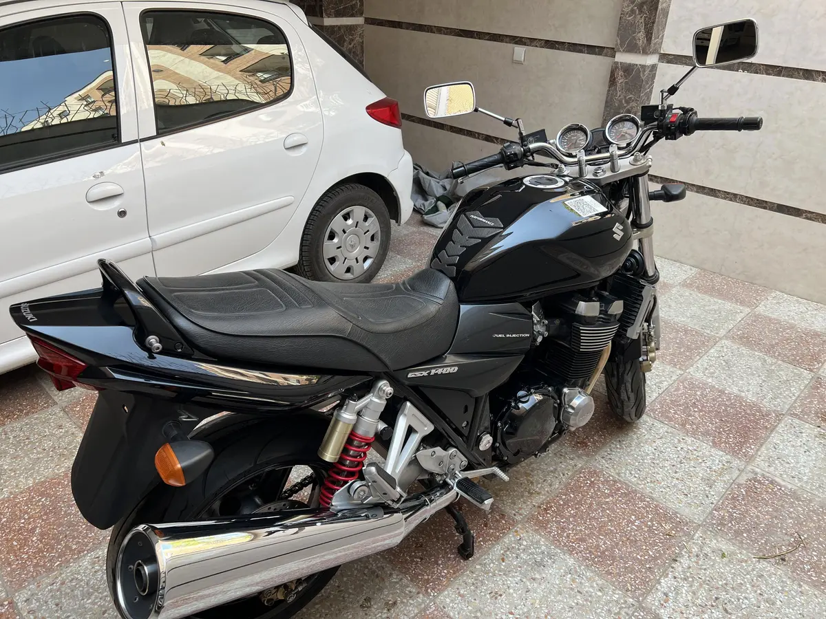 سوزوکی،  GSX 1400