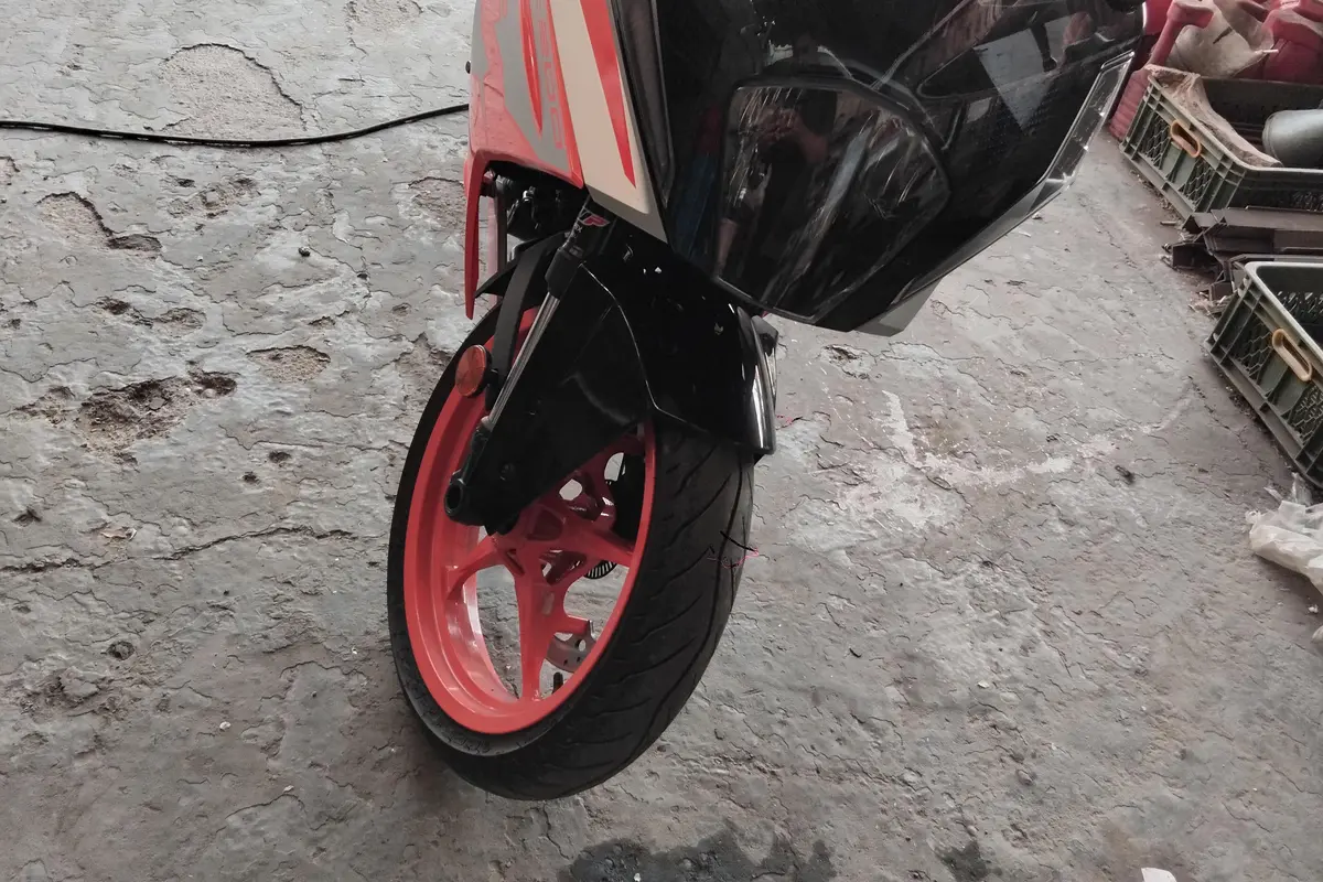 کی تی ام،  RC200