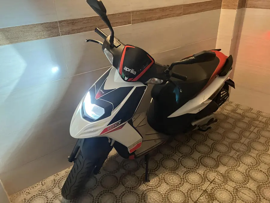 آپریلیا، SR 150