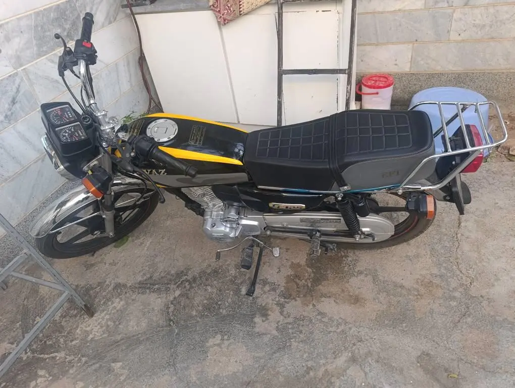 پرواز،  RD 125