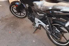 باجاج، پالس 180