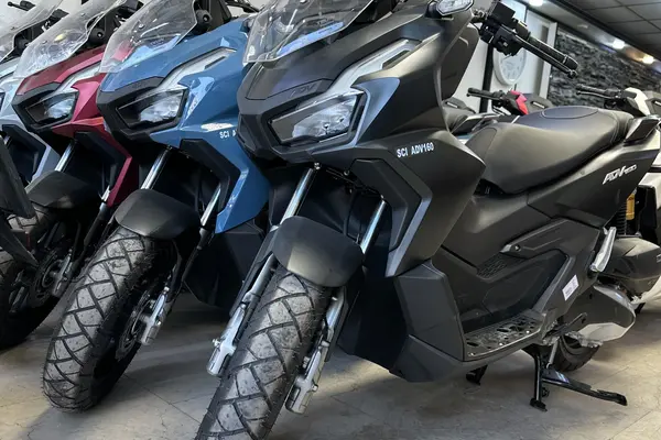 هوندا  ADV 160
