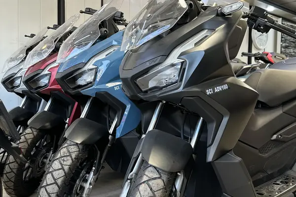 هوندا  ADV 160