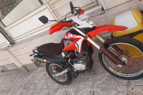 متین خودرو، MKZ 200