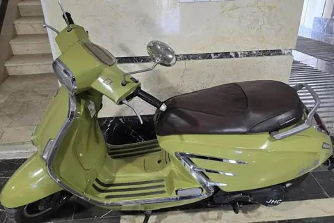 جهان همتا، همتاز RS150