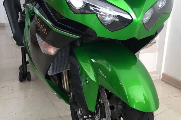 کاوازاکی  نینجا ZX-14R