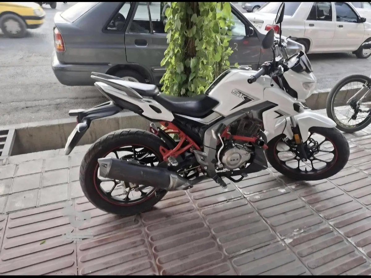 سپهر خودرو،  شارک L200