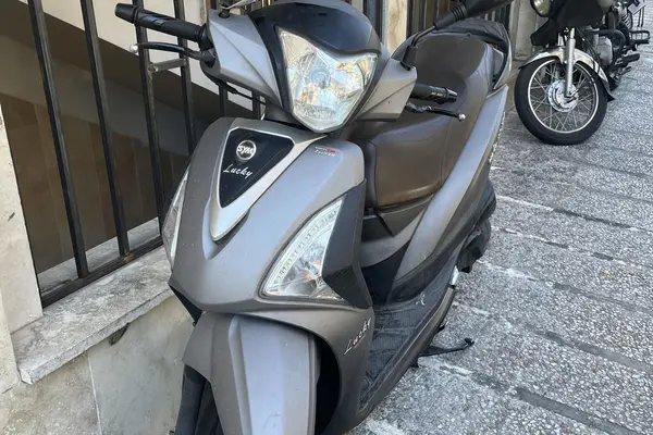 اس وای ام  لاکی 180