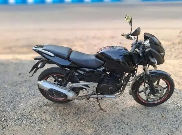 باجاج، پالس 200