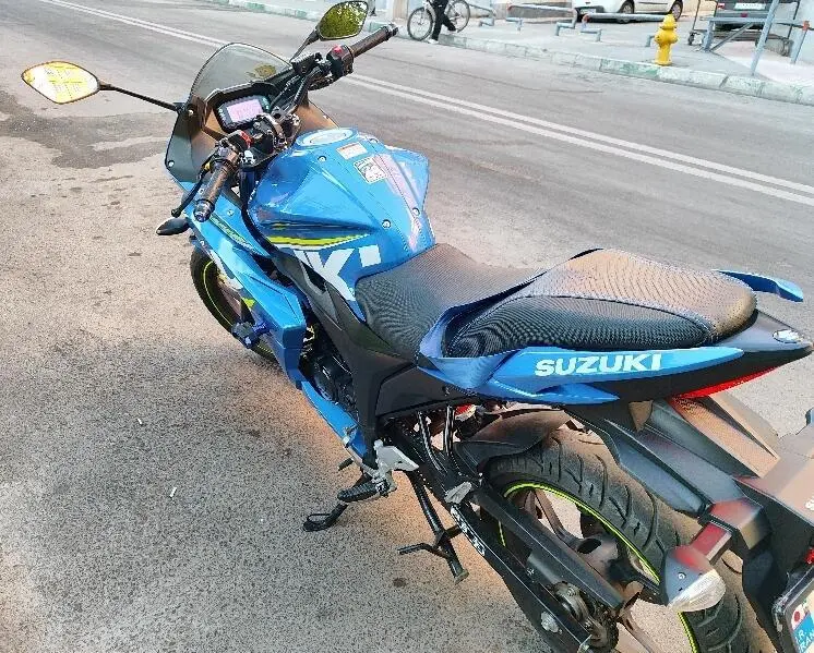 سوزوکی  150 GSXF