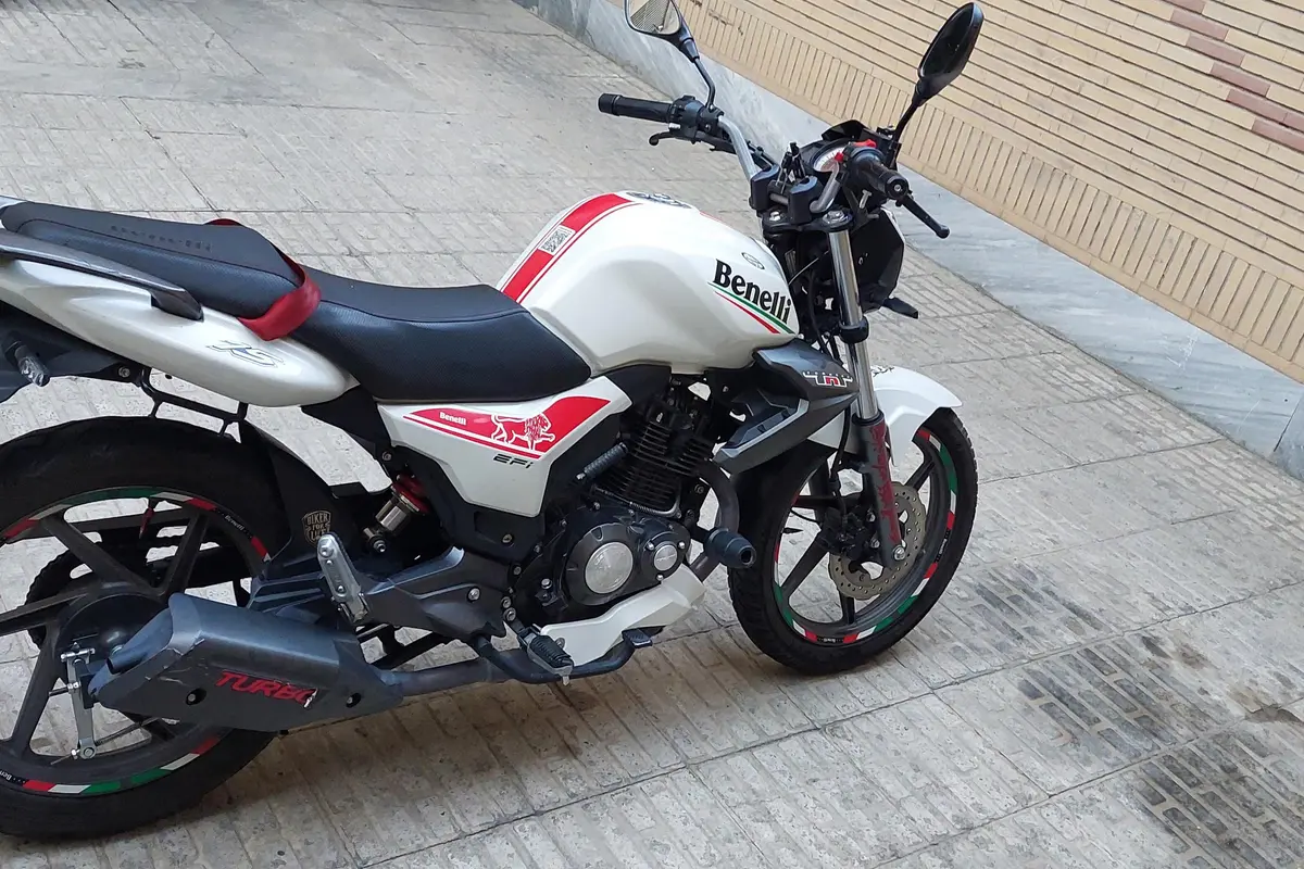 بنلی،  TNT 150
