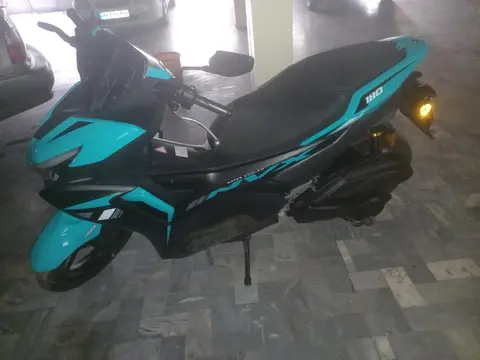 کبیر موتور، NVX 180