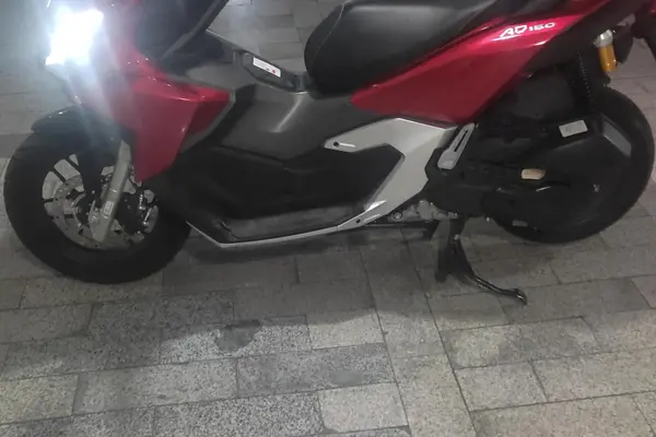 تک تاز موتور  ADV 150