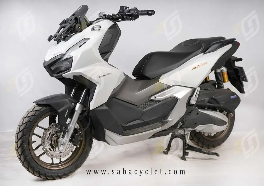 هوندا، ADV 160