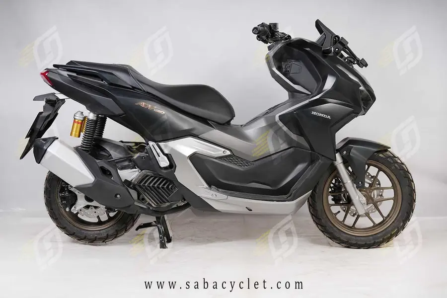 هوندا، ADV 160