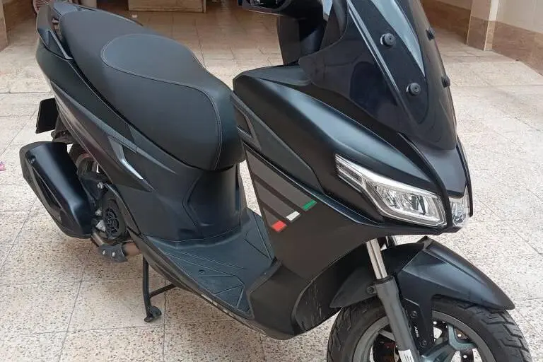 آپریلیا،  STR 160