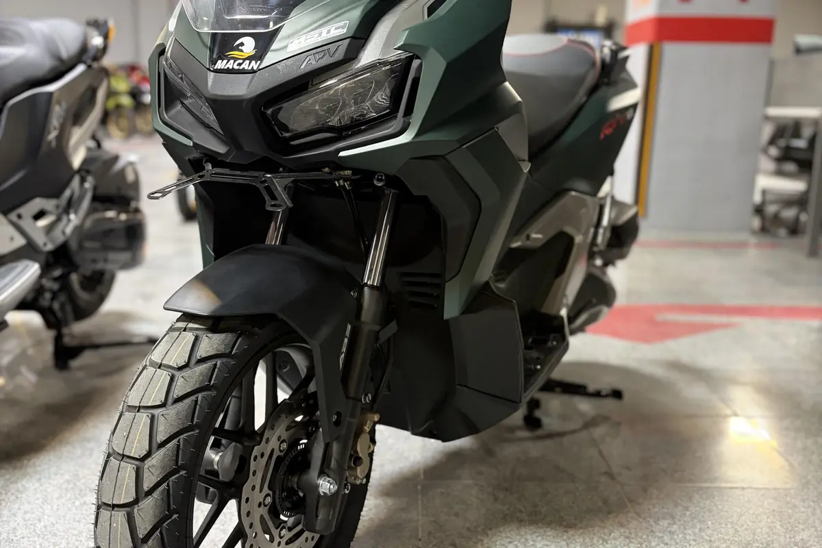 هوندا  ADV 160