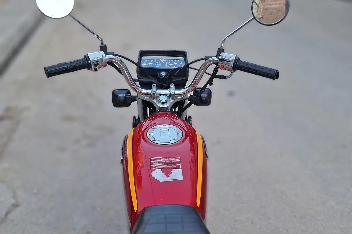 کویر موتور،  CDI125