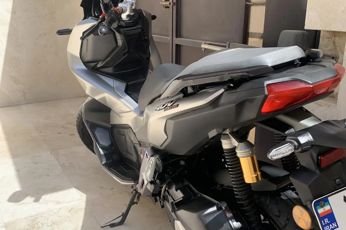 کبیر موتور،  ADV 150i