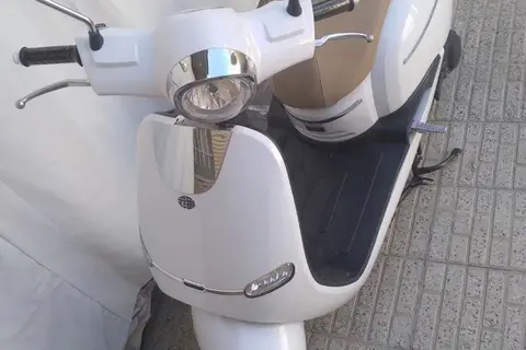 اصفهان سیکلت، جترو 150