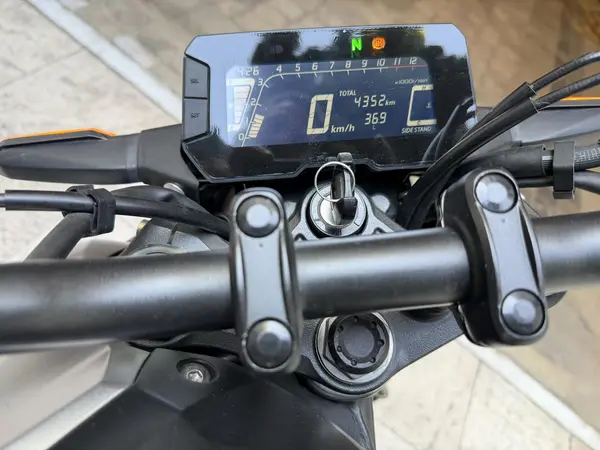هوندا  CB 300R