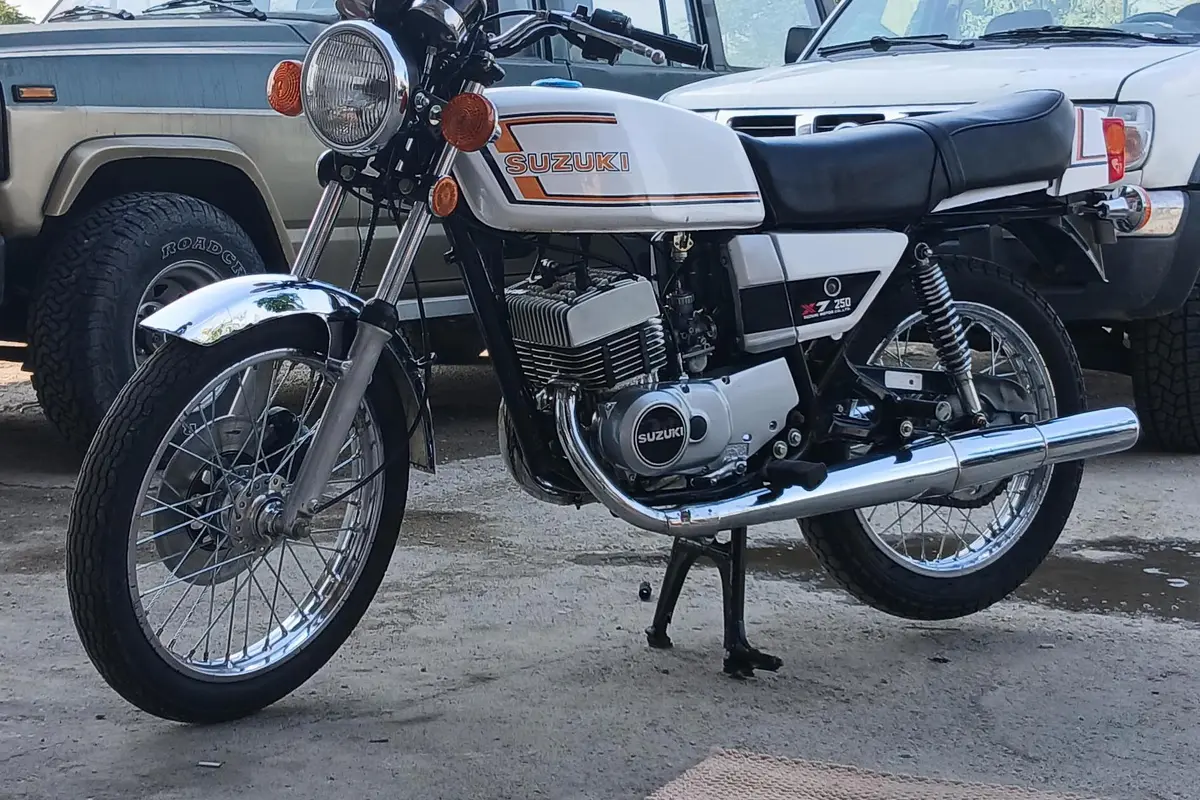 سوزوکی،  GT 250