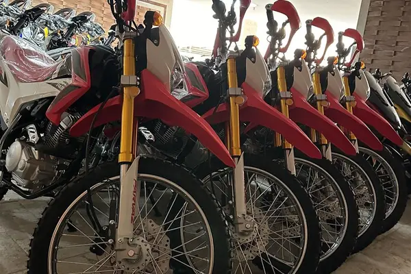 نیرو موتور شیراز  پرواز 200 تریل
