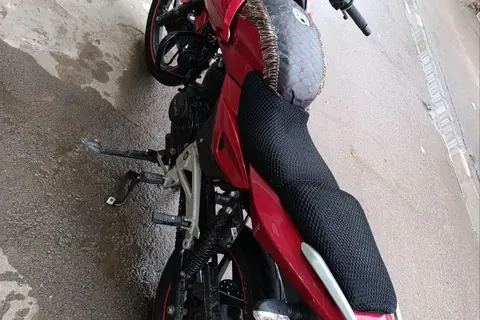 باجاج، پالس 250NS