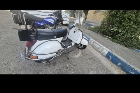 وسپا، ال ام ال 200