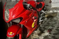 هیوسانگ، اکوئیلا 250