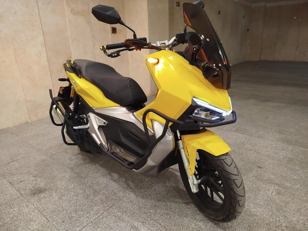 کویر موتور،  AGV 150