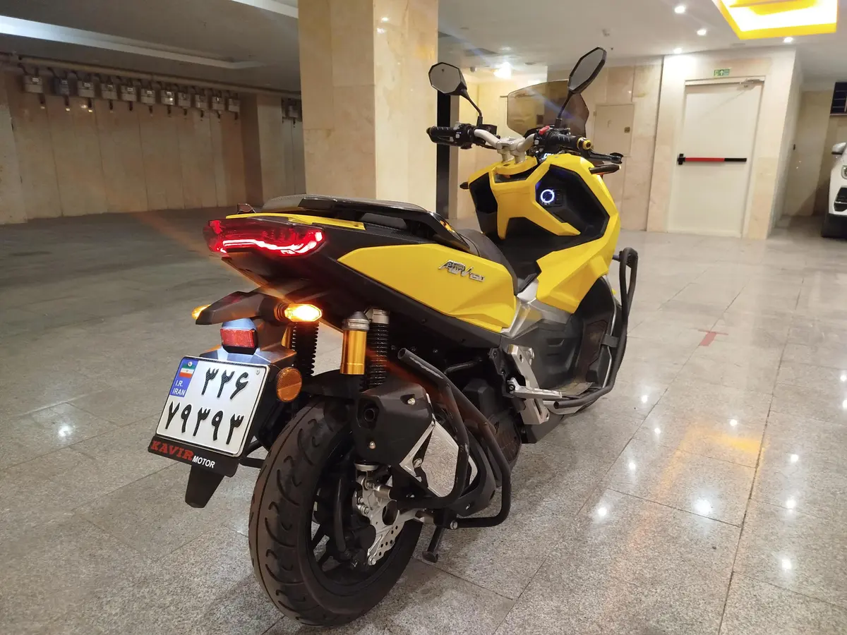 کویر موتور،  AGV 150