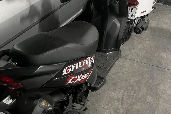 اس وای ام  گلکسی CX 180