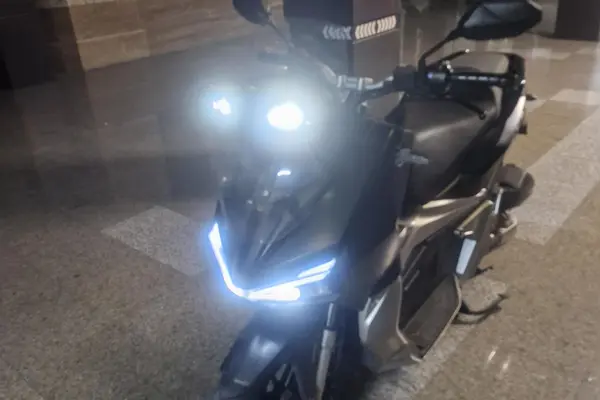کویر موتور  AGV 150