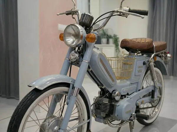 یاماها  V50