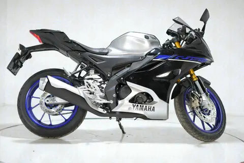 یاماها، R15 M