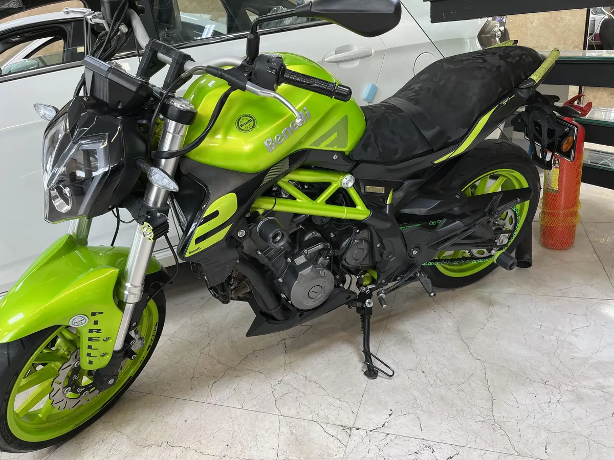 بنلی  TNT 249S