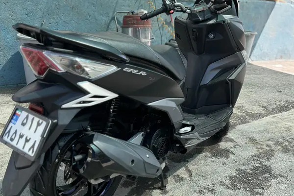 اس وای ام  گلکسی J 200