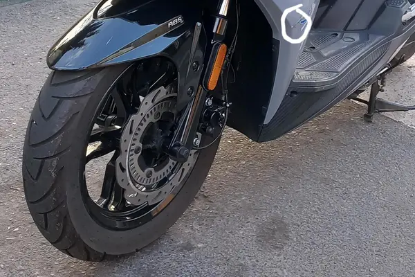 اس وای ام  گلکسی J 200