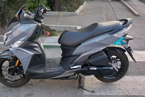 اس وای ام  گلکسی J 200