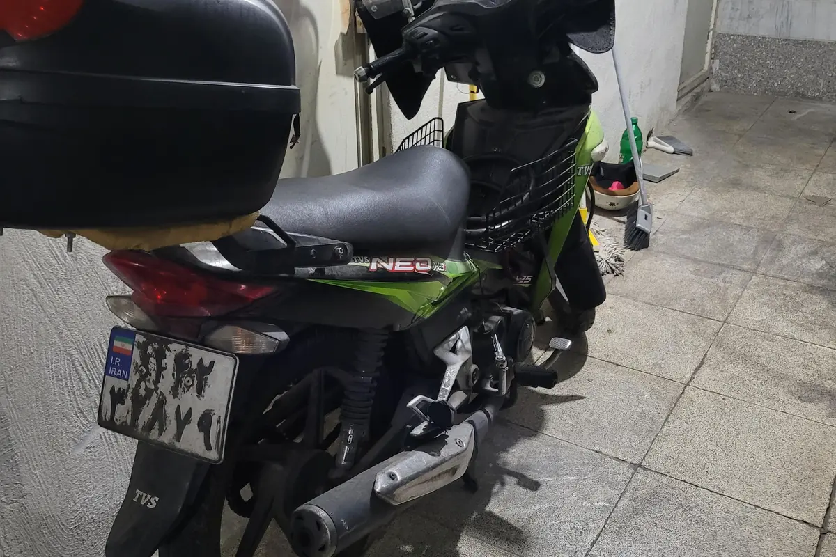 تی وی اس،  نئو 125