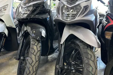 اس وای ام، گلکسی SR 200