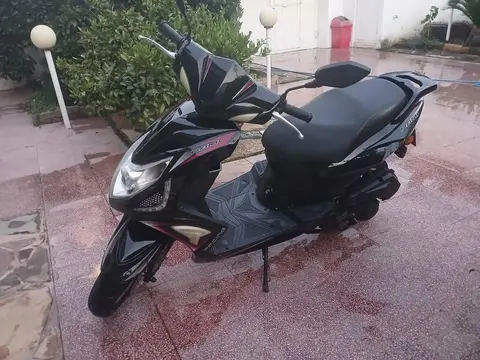 نیرو محرکه، نامی KR150
