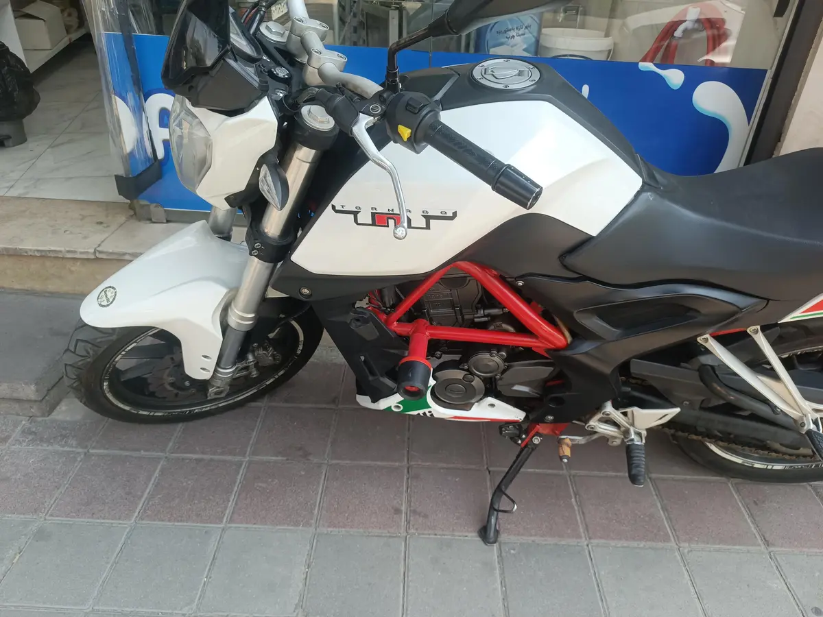 بنلی،  TNT 249